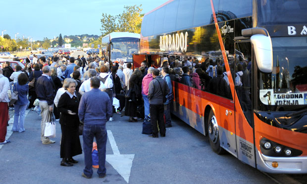 Туристи и даље иду из Блока 42